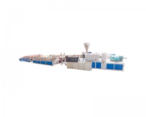 Wood plastic wide plate production line